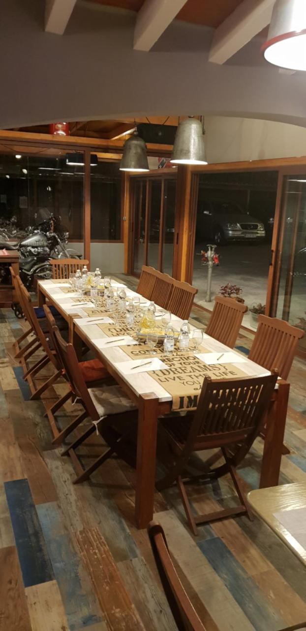 Hotel Iris ลา เอเลียนา ภายนอก รูปภาพ