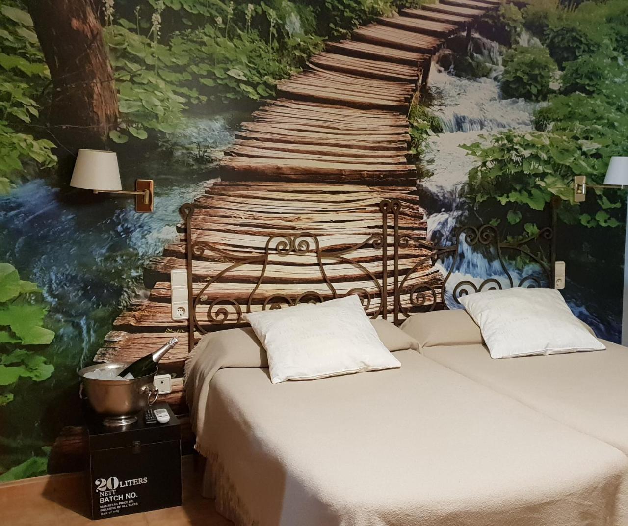 Hotel Iris ลา เอเลียนา ภายนอก รูปภาพ